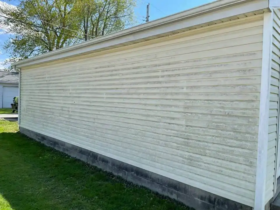 Power Washing Siding Power Washing Siding